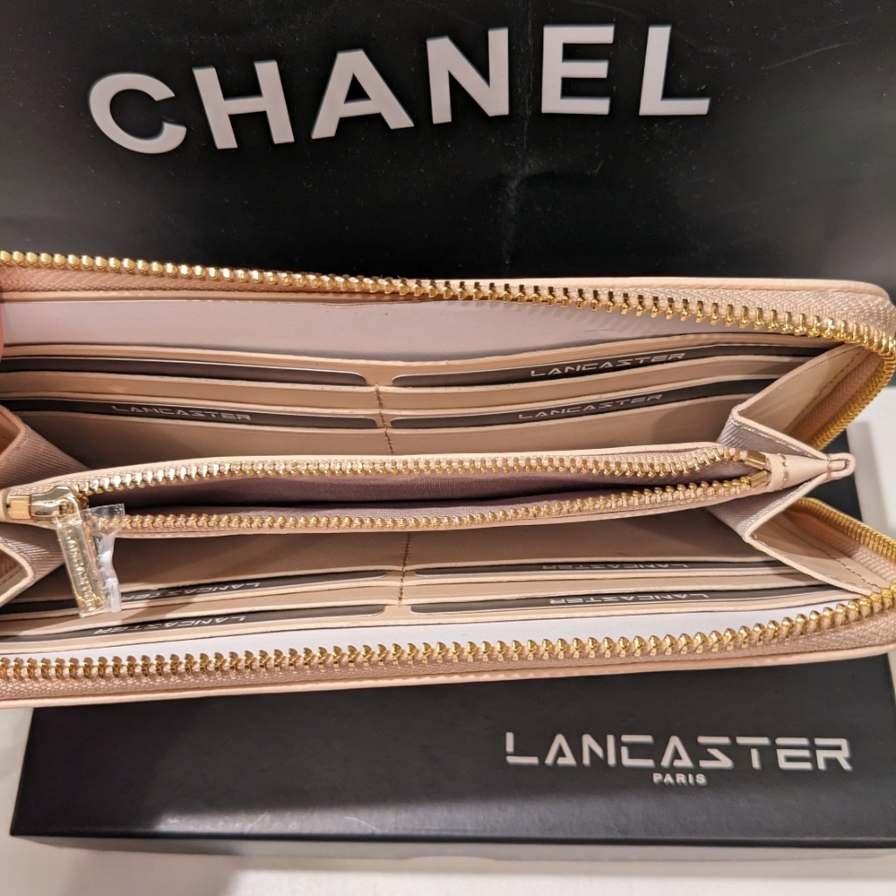 SOLD 💯 Lancaster Paris Nude Zipper Wallet NIB $240 - Picture 11 of 16